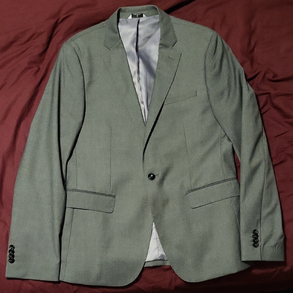 Le Chateau Men's Gray Blazer